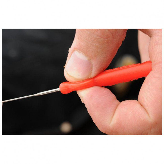 Guru Super Fine Baiting Needle - Vale Royal Angling Centre