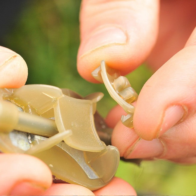 Guru Method Feeder Clip - Vale Royal Angling Centre